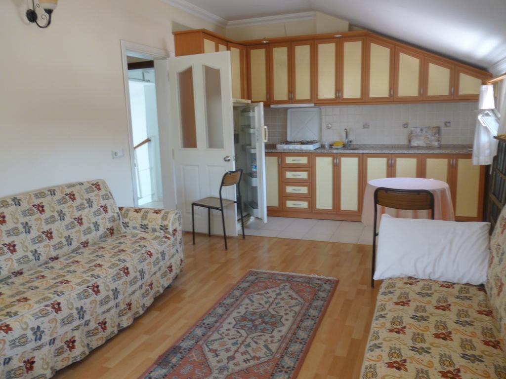 Cicek Hotel & Apartments Fethiye Pokoj fotografie